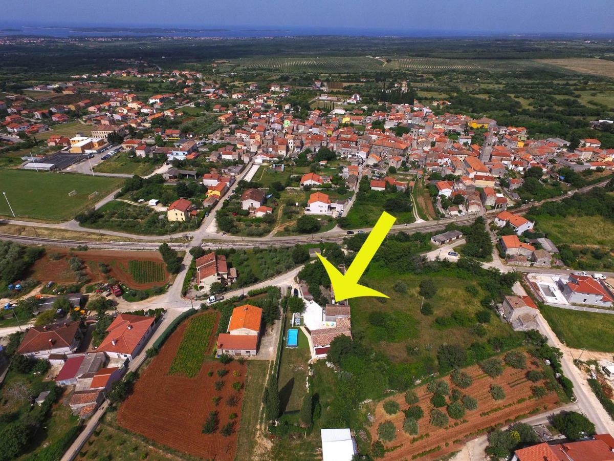 Villa Casa Isabella Galižana Exterior foto